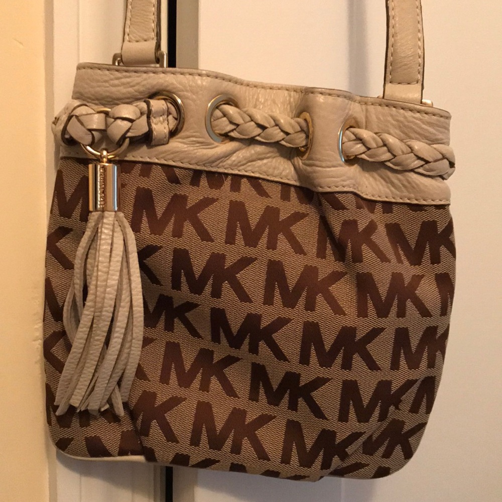 MICHAEL Michael Kors Crossbody